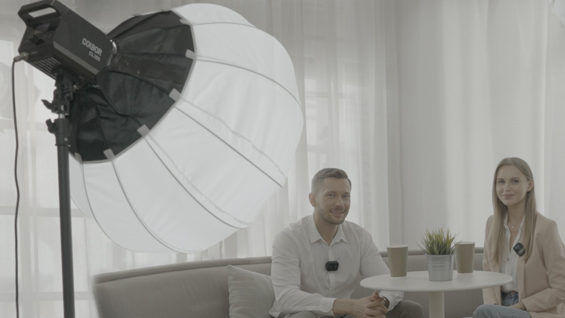 5 Tips to Get the Perfect Lighting Setup For Video Interviews